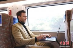 David忍不住感慨：“太快了