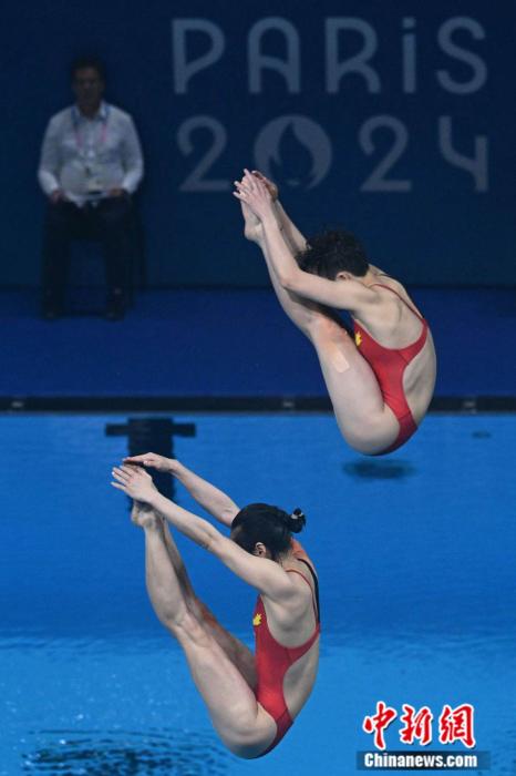 巴黎奥运会女子3米板双人决赛：陈艺文／昌雅妮