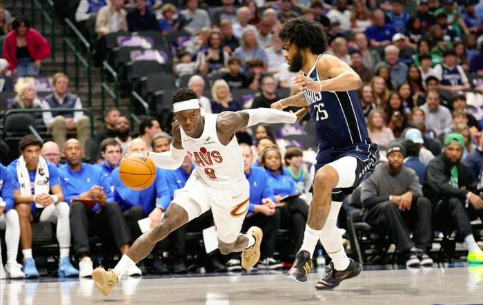 哈登精准调度助骑士狂胜独行侠33分 体系化进攻