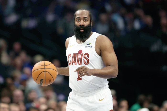 哈登精准调度助骑士狂胜独行侠33分 体系化进攻