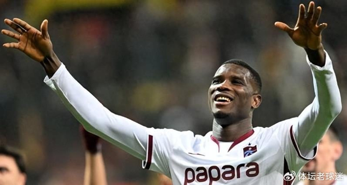 尼日利亚锋霸奥努阿楚土超射手王领跑，倒钩破