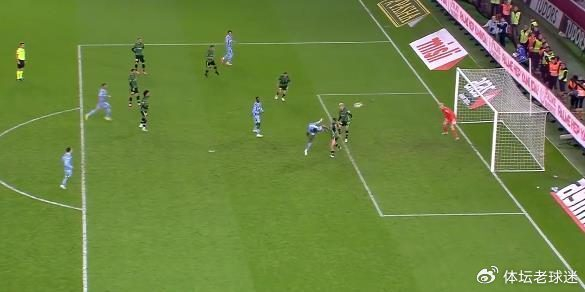 尼日利亚锋霸奥努阿楚土超射手王领跑，倒钩破