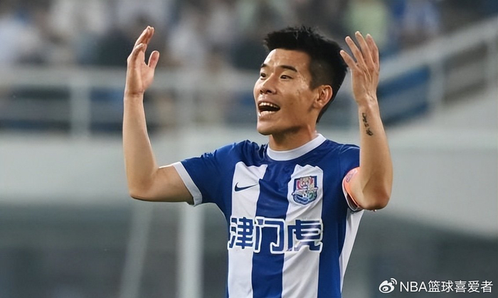 王霄疑似离任辽宁铁人 俱乐部倾向辽小虎名宿任