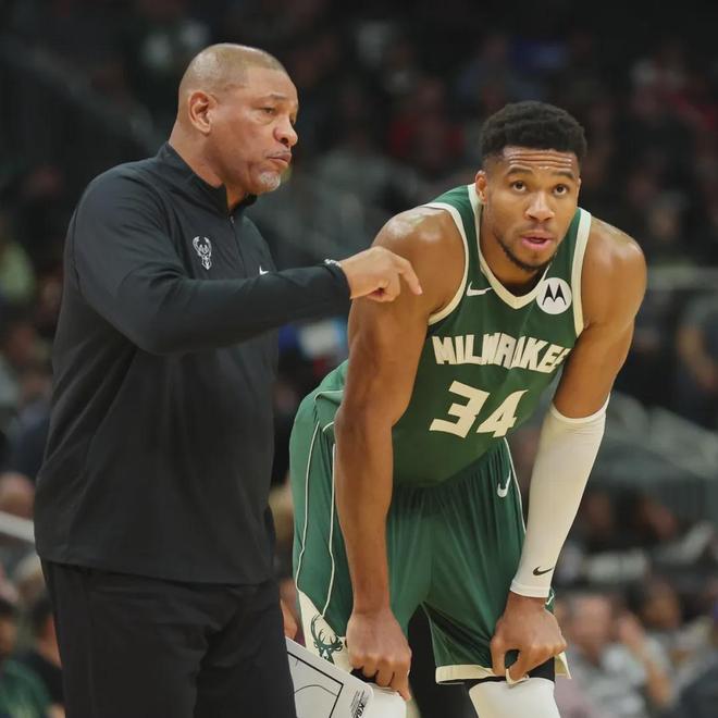 雄鹿三连败无缘附加赛 里弗斯执教生涯终结 字母